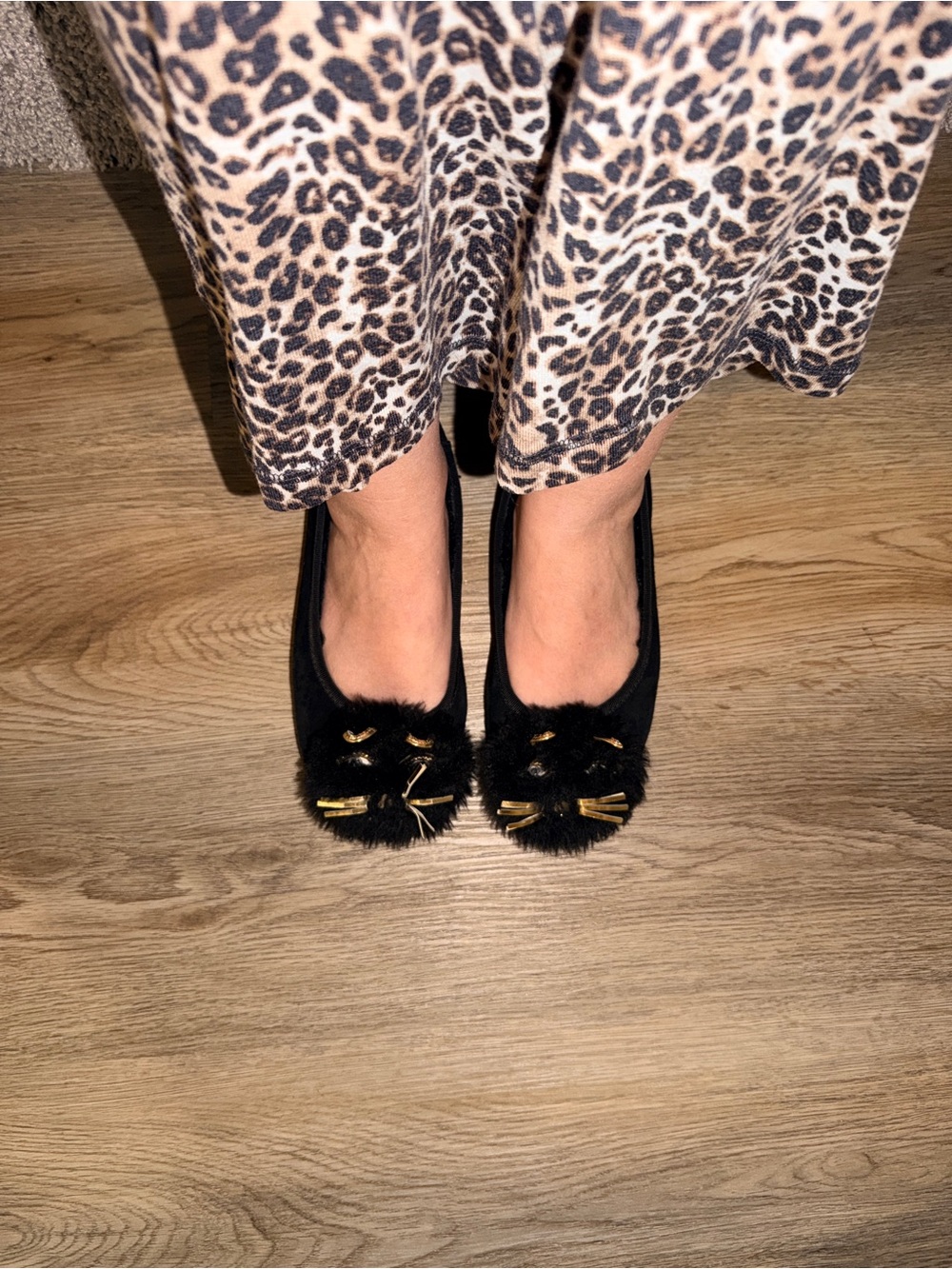 Kate Spade, Black Fuzzy Cat Face Slippers with Gold Accents, Black/Gold, 9 - Picture 8 of 13